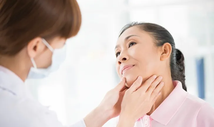 Thyroid disease and 8 warning signs "Thyroid gland toxicity"